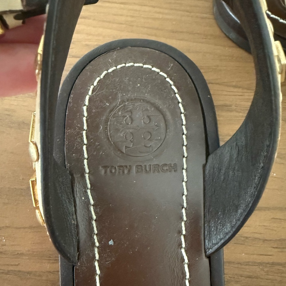 Tory Burch leather embelished sandals - Picture 3 of 5
